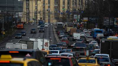 Выбросы от автотранспорта снизились в Москве более чем на 20% за 10 лет